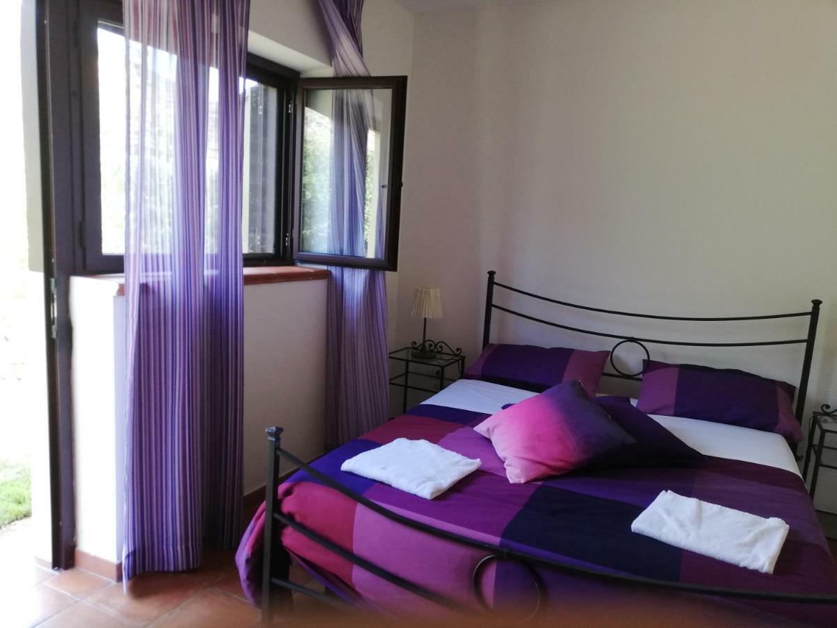 Agriturismo Le Folaghe Terracina Buitenkant foto