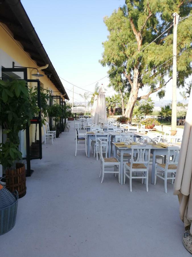 Agriturismo Le Folaghe Terracina Buitenkant foto