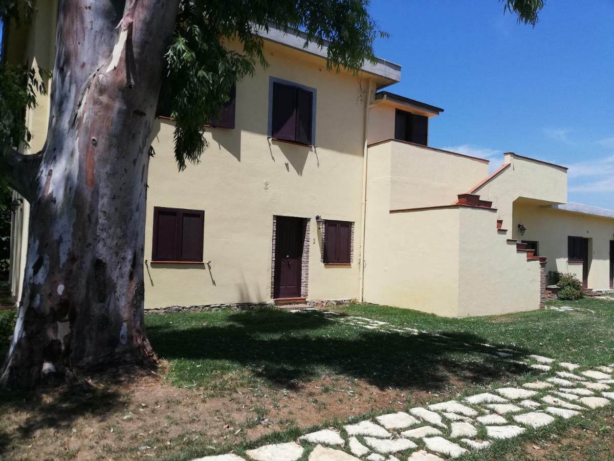 Agriturismo Le Folaghe Terracina Buitenkant foto