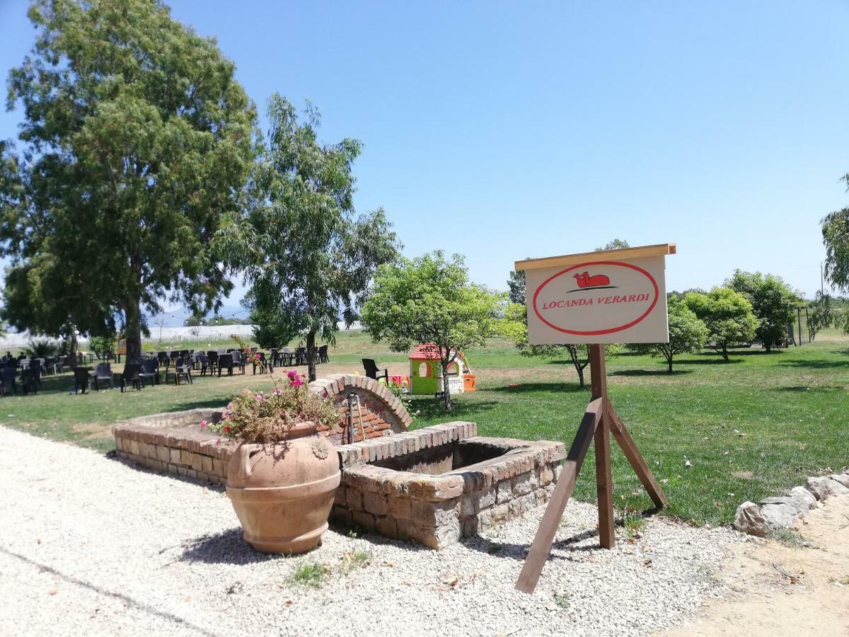 Agriturismo Le Folaghe Terracina Buitenkant foto