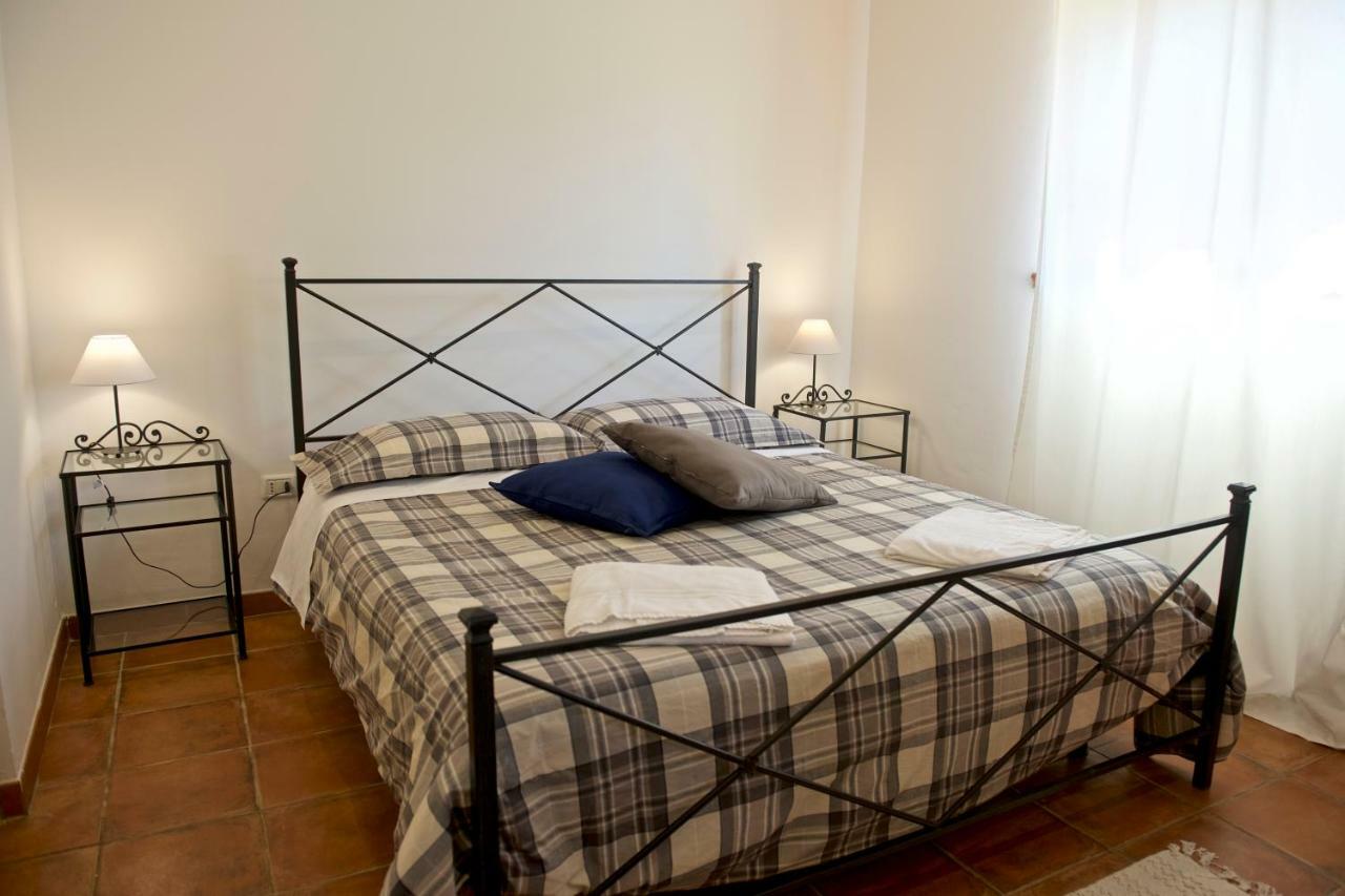 Agriturismo Le Folaghe Terracina Buitenkant foto